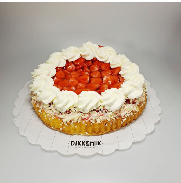 Afbeelding van Aardbei op cakebodem met room